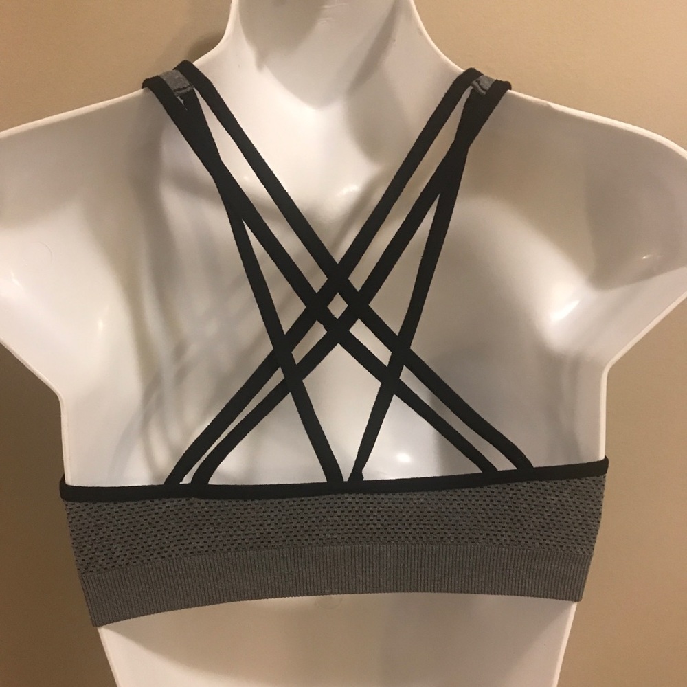 Fabletics Grey Black Strappy Back Sports Bra Small